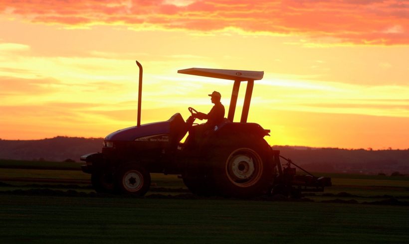 Les apprentis agriculteurs n’en peuvent plus ! – Revue de presse POP